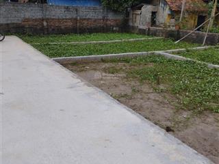 Cần bán lô đất xâm xuyên hồng vângiá chỉ hơn 1 tỷ
** diện tích 40m2
** đường trước hơn 3m oto