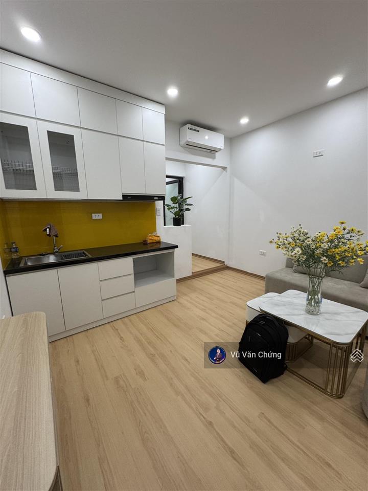 Bán căn góc tập thể b4 nguyễn quý đức 2pn giá chỉ 2.98 tỷ sổ sẵnview phố full nội thất