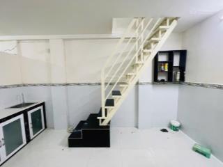 Chủ bán gấp giảm ngay 250 triệu! giá chỉ còn 3 tỷ 200 còn thương lượng mạnh
nhà 3 tầng