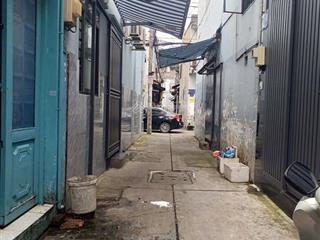 Bán nhà 2 tầng hoàn công đầy đủ giá chỉ 2.9tỷ cách hẻm xe hơi 10m địa chỉđường số 13a,