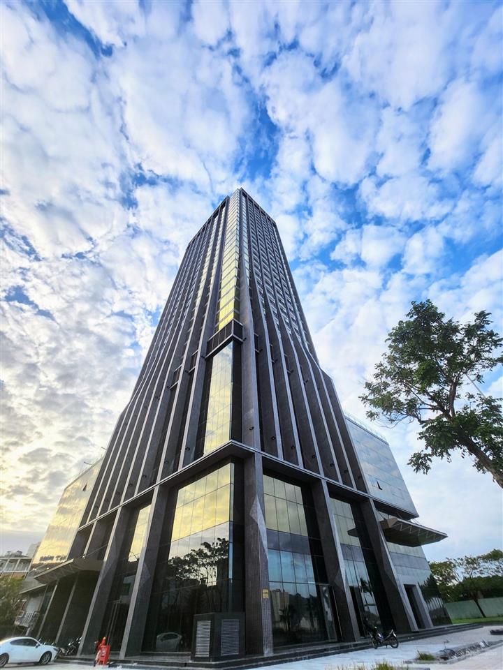 Bán căn góc tầng cao tại sam towers, view sông hàn, hải châu, đà nẵng, giá đầu tư siêu tốt!!