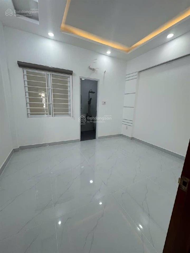 Gấp bán nhà 57m2 5 tầng hẻm xe hơi 8m  giá 8.8 tỷ còn tl