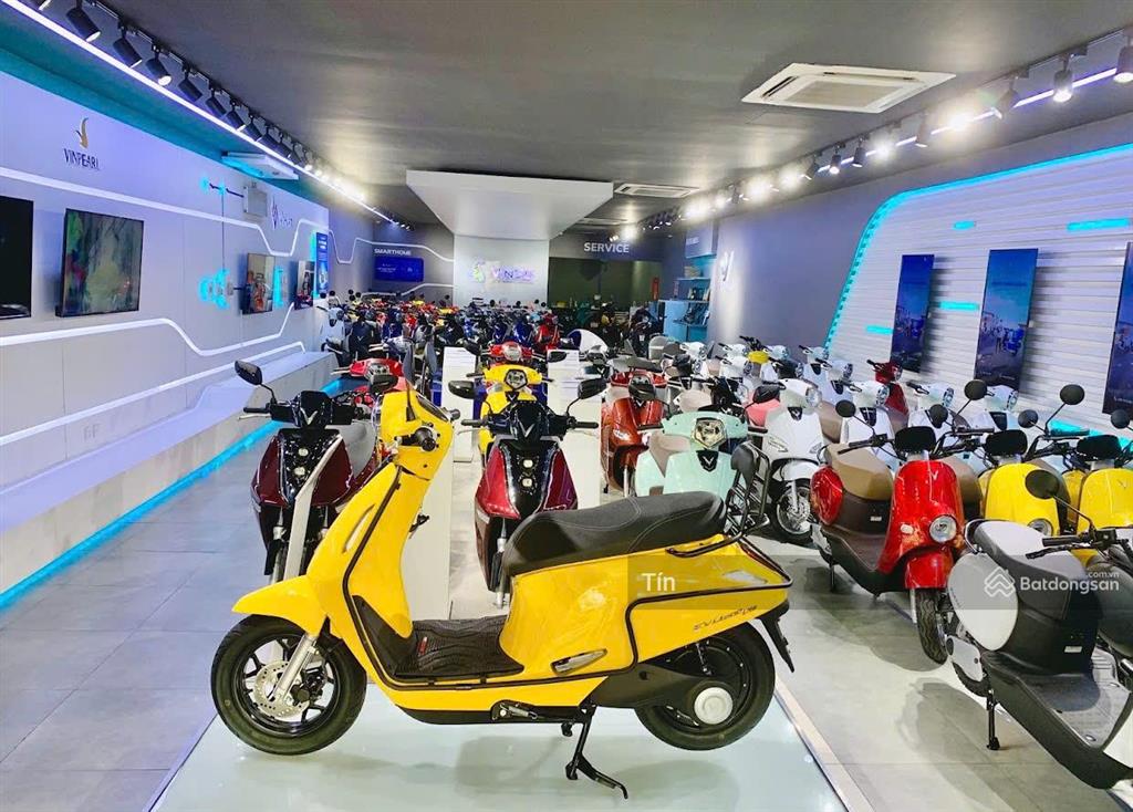 Bán nhà góc 2mt lê văn quới ,, quận bình tân ,dt7.5x28m hdt70tr giá bán 26.5 tỷ