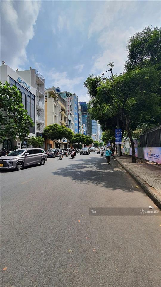 Bán tòa nhà 3 mặt tiền 341 nguyễn trãi p nguyễn cư trinh quận 1, dt8.5x209 tầng giá 90 tỷ