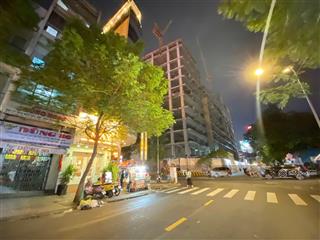 Bán nhà ngang 8m 2 măt tiền võ văn tần p06 quận 3,dt8x155 tầnghợp đồng thuê 200tr giá bán 48 tỷ