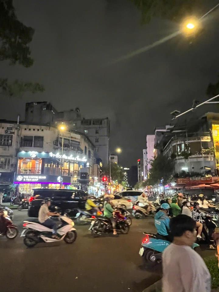 Siêu hiêm có , 2 mặt tiền 15m đường cô bắc,kết cấu 3 tầnghdt 200tr giá bán 55 tỷ thương lượng