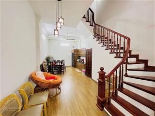 Bán nhà võ thị sáu dân xây 35m2 5tầng  ngõ thông  50m ra phố  2 thoáng  nở hậu  full nội thất