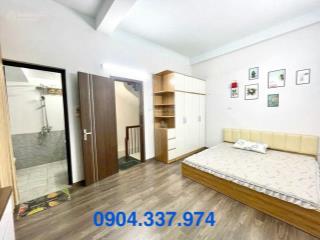 Bán nhà lò đúc hàng xóm phố cổ dân xây 30m2 5 tầng  3 ngủ mặt tiền to  ngõ nông rộng 30m ra phố