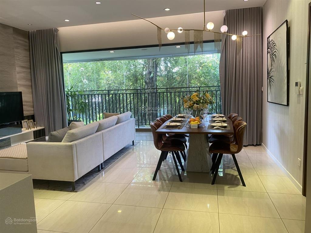 Bán căn 91m2 suất nước ngoài, full nội thất, giá 6,8 tỷ, view thoáng mát