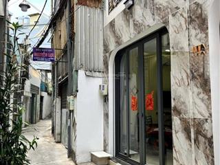 Cho thuê nhà nguyên căn đường lê văn sỹ p11 quận pn