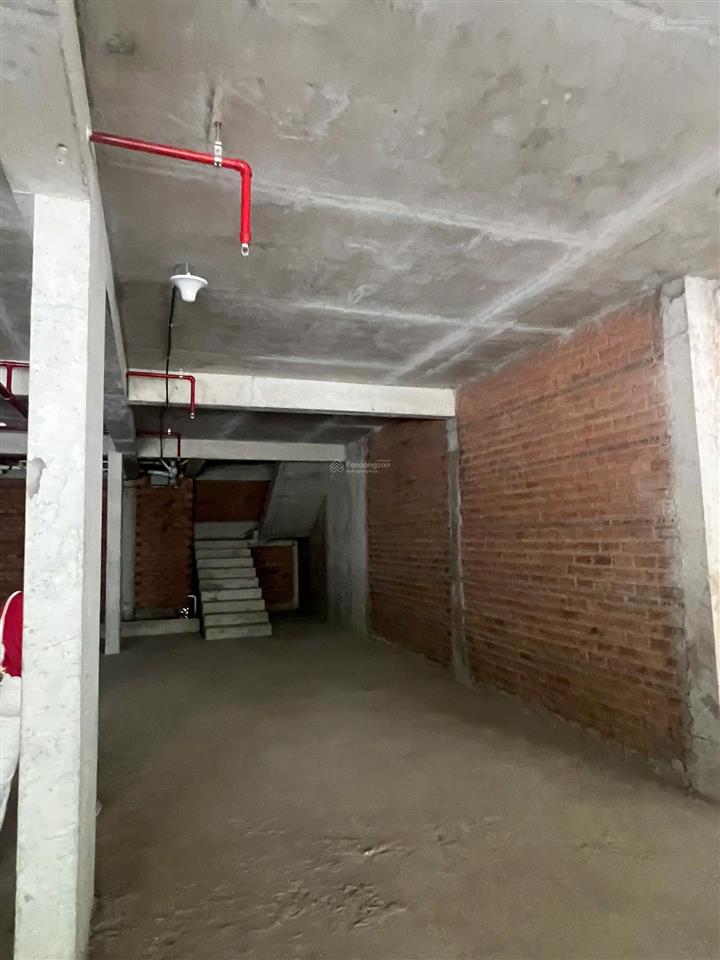 Shophouse dt lớn  thanh toán 36 tháng  tiện kinh doanh ngay kdc đông đúc.  0966 758 ***