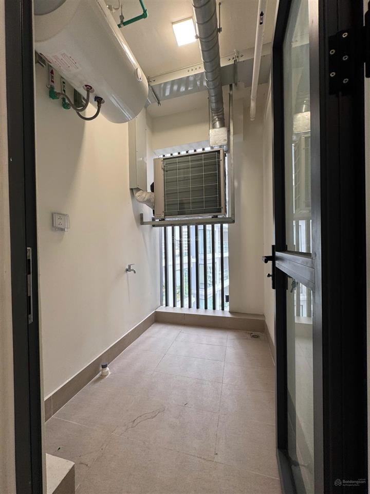 2pn 96m2  view hồ bơi nội khu  bàn giao cao cấp chỉ 7,6 tỷ all in