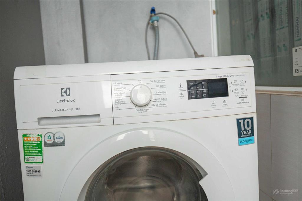 Cho thuê căn hộ 1 phòng ngủ đầy đủ đồ, tầng cao view thoáng, ngõ ô tô yên tĩnh, quảng an, tây hồ