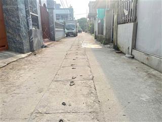 Chính chủ bán đất tt quang minh, 2,2 tỷ, 35m2, full thổ cư, ô tô đỗ cửa, nằm trục chính ấp tre