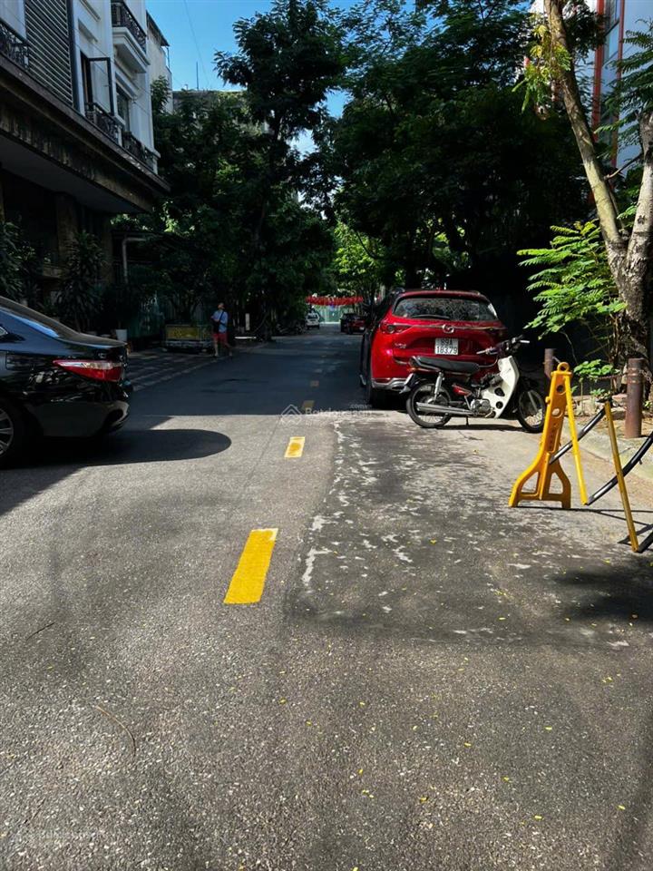 Cho thuê nhà số 4, ngõ 25 thọ tháp, dịch vọng, cầu giấy, hà nội