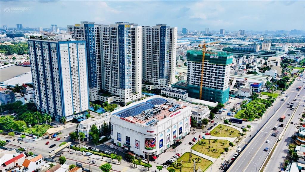 Bán nhanh căn 2pn charm infinity giá 39,7tr/m2 full vat view landmark siêu đẹp