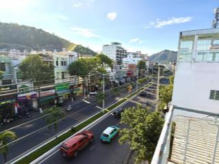 Bán nhà mặt tiền đường 2/4 vĩnh phước sát dốc đại học nha trángamf uất nhất khu vực