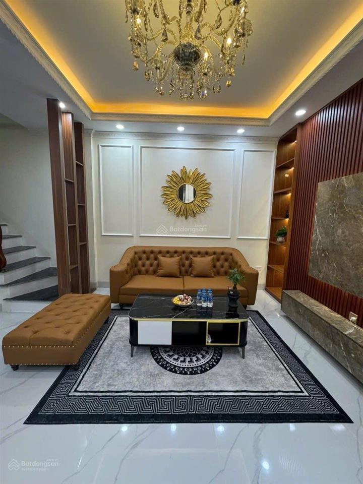 Bán nhà cổ linh, tư đình long biên, gần ngay ngã 3, oto 7c đỗ xịch cổng. hiếm