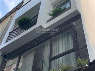 Bán nhà nguyễn lam long biên, mới đét, ô tô, thang máy, full nội thất, hàng xóm vinhomes riverside