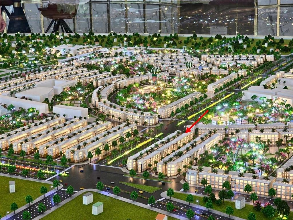 Bán nhà liền kề 67,5m2 xây thô 4 tầng chỉ có 5,62 tỷ tại vinhomes dương kinh
