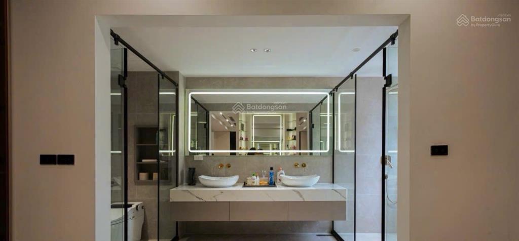 Cần bán gấp siêu biệt thự hud trầu cau 240m2. giá tốt