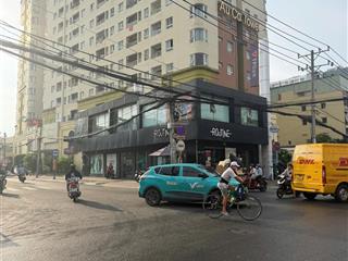 Siêu vị trí thương hiệu  góc ngã 3 đường lớn  655 âu cơ (9m x 18m) hđ thuê 173 triệu