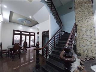 Chính chủ gấp bán nhà đẹp 5 tầng  phan huy ích  ngang 5.5m hxh 8m 5pn chỉ 12 tỷ hơn