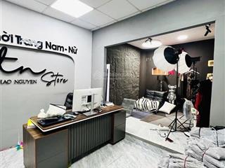 Mặt tiền khủng 8,2m  lg 6m  tân bình  sát mặt tiền nguyễn phúc chu tiện xây chdv