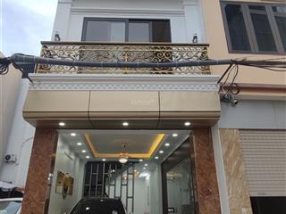 Nhà ngũ hiệp hơn 6 tỷ 52m2 4.5 tầng  4 ngủ, ô tô vào nhà  hàng hiếm  1 căn duy nhất