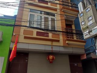 Nhỉnh 12 tỷ, 52m2, mt 5m,4 tầng, 4 phòng ngủ, full nội thất, nhà phố, ngõ thông, ô tô đỗ c ổng