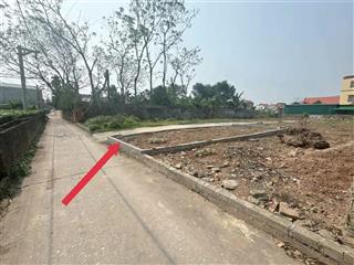 Bán lô đất 2 mặt tiền ô tô đỗ cửa đường thông ô tô tự nhiên  thường tín diện tích 56m2