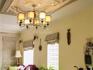 Bán nhà lạc long quân 50m2 * 4 tầng, sân để xe riêng, ngõ thông, ô tô lùi cửa, sát hồ tây. ở sướng