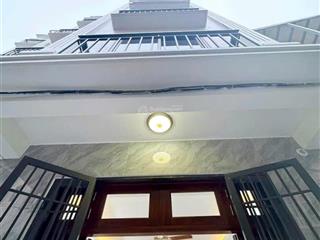 Phạm văn đồng  ô tô lùi cửa  ccmn lô góc 3 mặt thoáng siêu đẹp, 9 phòng kk, dòng tiền 45tr/th