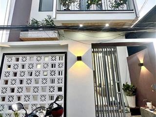 Còn duy nhất một căn tại đường trần văn đang, quận 3 , giá 2tỷ750tr (sổ riêng)