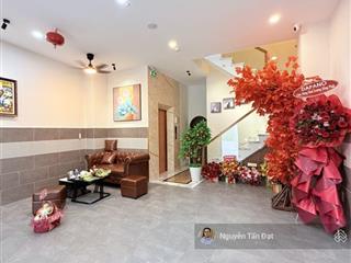 "dòng tiền 1,2 tỷ/năm" tòa nhà chdv cao cấp phú nhuận  ngang hiếm 6m  giáp q1, q3  hơn 19 tỷ