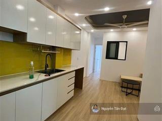 "siêu rẻ" chung cư 2pn 42m2  sổ lâu dài  hẻm xe tải  thang máy lầu 7  nhỉnh 2 tỷ
