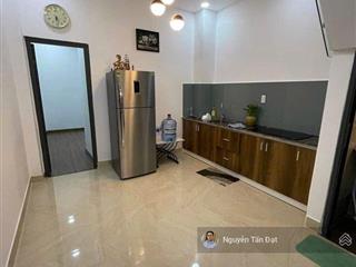 Cần bán gấp nhà ngô tất tố 42m2  hẻm oto  2 tầng 3pn  sát q1
