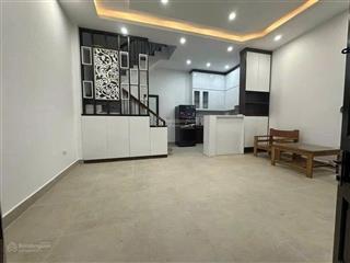 Bán nhà kim mã, ba đình. 34m2 5 tầng, ngõ rộng, nhà dân xây. giá 6.15 tỷ