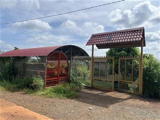 Bán đất vườn có 200 thổ cư, nhà cửa điện nước, thích hợp là farm du lịch nghĩ dưỡng, có nguồn thu