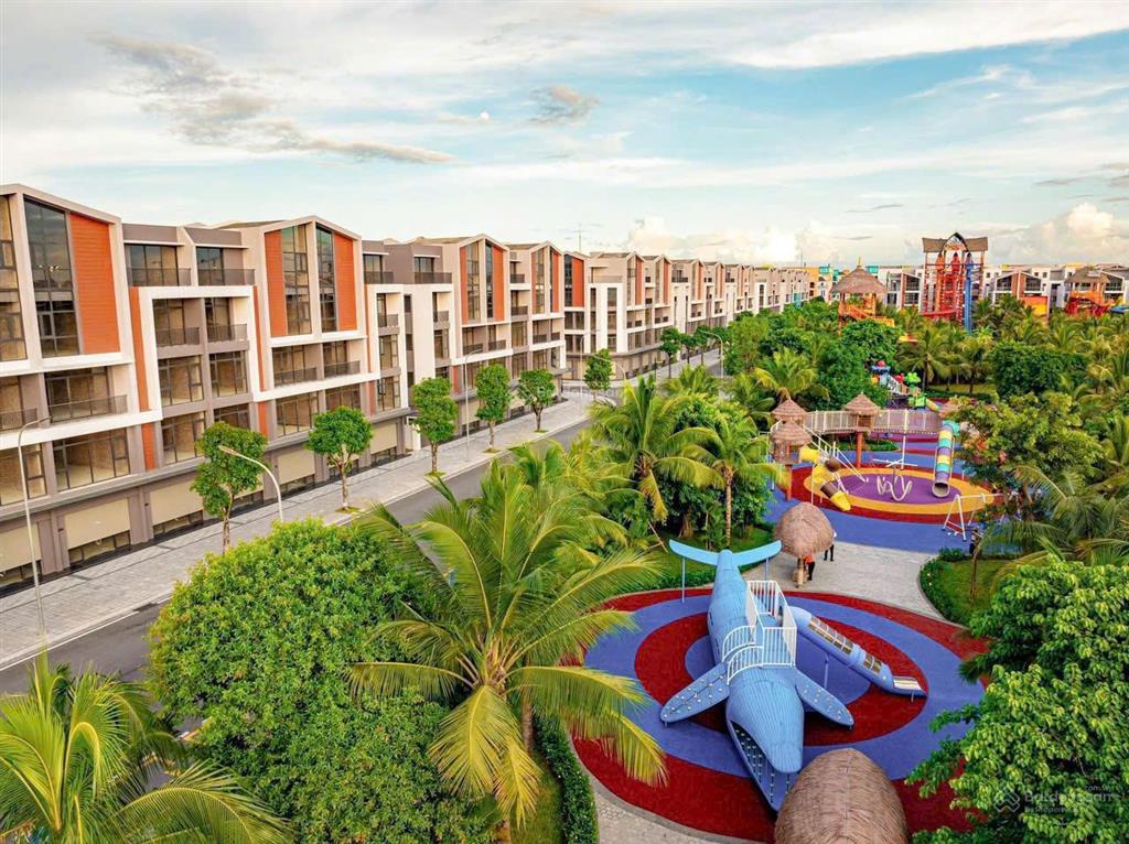 Bán nhanh liền kề 2 mặt tiền 100m2 sổ đỏ lâu dài rẻ nhất vin ocp3 giá chỉ bằng căn liền kề 15,x tỷ