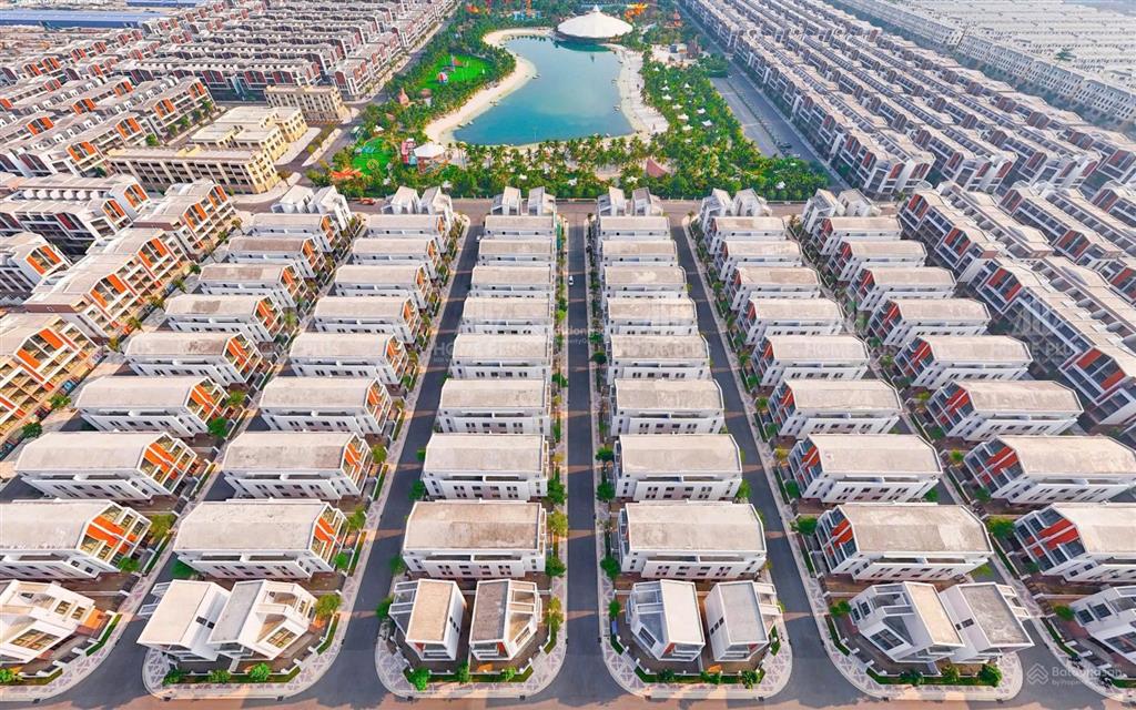 Bán nhanh liền kề 2 mặt tiền 100m2 sổ đỏ lâu dài rẻ nhất vin ocp3 giá chỉ bằng căn liền kề 15,x tỷ