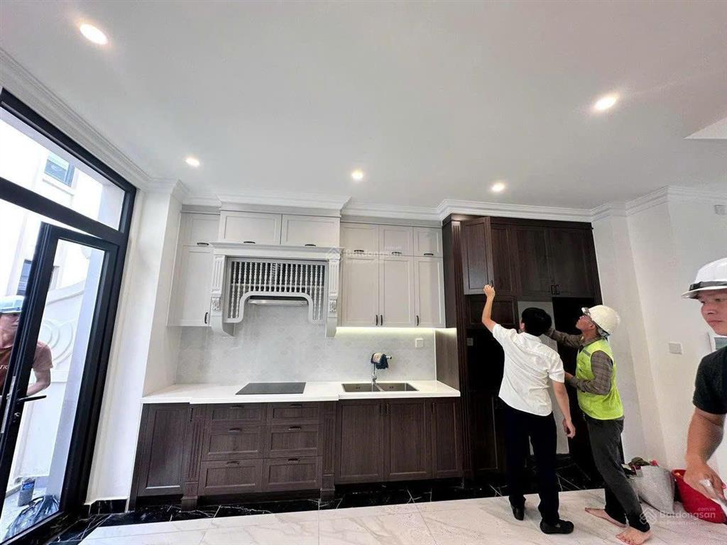 San hô chuẩn7ty9 cho căm 48m full nội thất 5 tầng, đối diện chung cư masteri. dúy nhất căn cắt lỗ