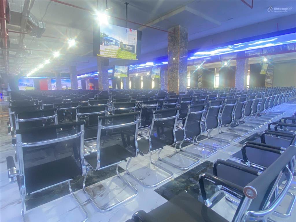 Dinhle  không gian làm việc đẳng cấp, các doanh nghiệp thành công đều chọn làm trụ sở, vp, tttm