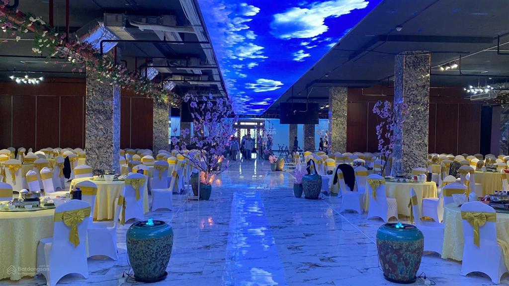 Dinhle  không gian làm việc đẳng cấp, các doanh nghiệp thành công đều chọn làm trụ sở, vp, tttm