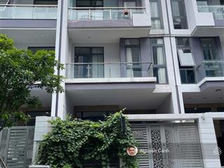 Nhà nguyên căn dt 5 x 22m, hầm + 4 tầng hoàn thiện mới 100%, full máy lạnh, rèm