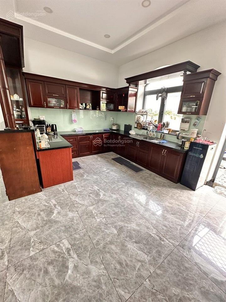 Bán siêu biệt thự tân kỳ tân quý  bình tân 330m2 có hồ bơi  5pn hẻm trước nhà 6m chỉ 19 tỷ