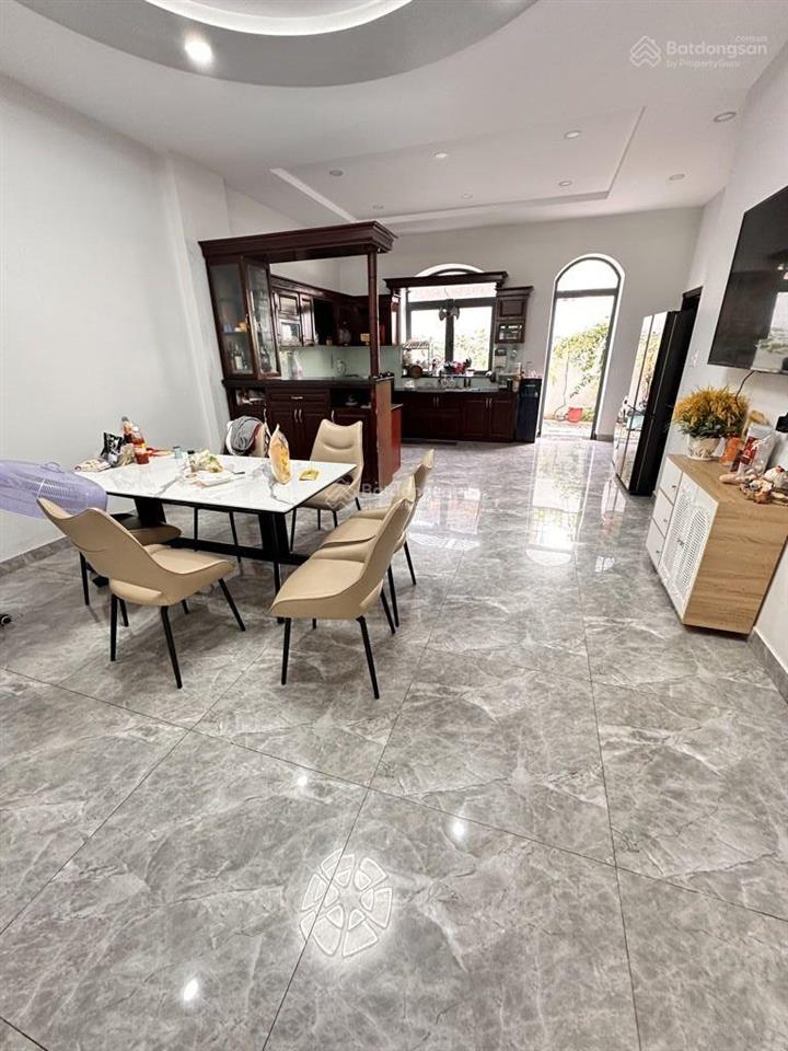 Bán siêu biệt thự tân kỳ tân quý  bình tân 330m2 có hồ bơi  5pn hẻm trước nhà 6m chỉ 19 tỷ