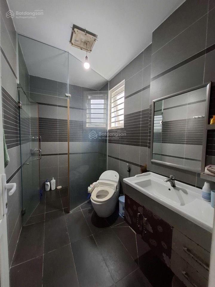 Bán nhà bình tân gần 200m2 ngang khủng 10m hẻm xe tải  kết cấu 5 tầng có thang máy  chỉ 18.2 tỷ