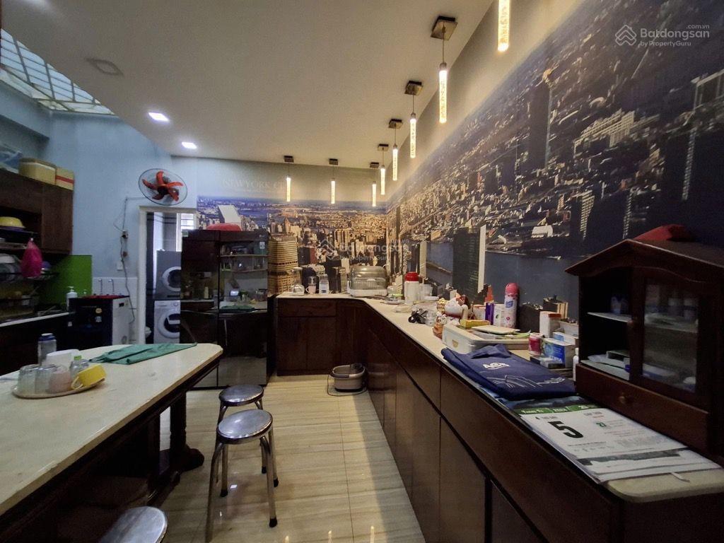 Bán nhà bình tân gần 200m2 ngang khủng 10m hẻm xe tải  kết cấu 5 tầng có thang máy  chỉ 18.2 tỷ