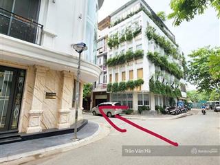 Ba mặt thoáng lô góc kinh doanh vỉa hè ô tô tránh dt132m trung tâm kđt văn quán giá hơn 200tr/m